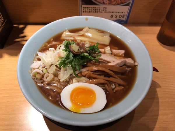 「冷しラーメン(830円)」@すごい煮干ラーメン凪 西新宿7丁目店の写真