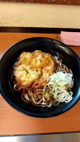 「かき揚げそば（３９０円）」@濱そば 新横浜店の写真