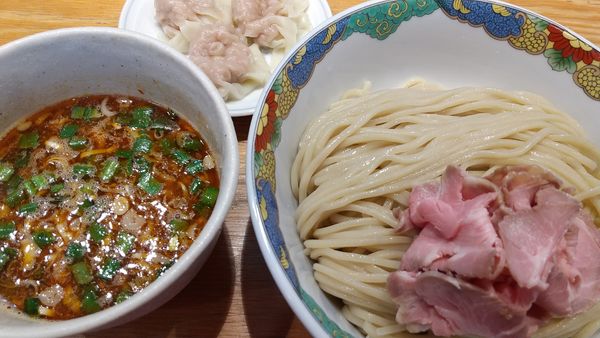 「つけ台湾大盛（限定1050円）＋肉ワンタン」@キング製麺の写真