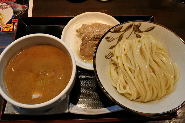 「【数量限定】濃厚つけ麺 鶏しぼり￥９５０＋ソーキ￥２００」@麺屋 玉ぐすくの写真
