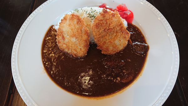 「（ランチ）４ やわらかヒレカツカレー　９２０円＋消費税　※」@イデカフェ 鎌ケ谷本店の写真