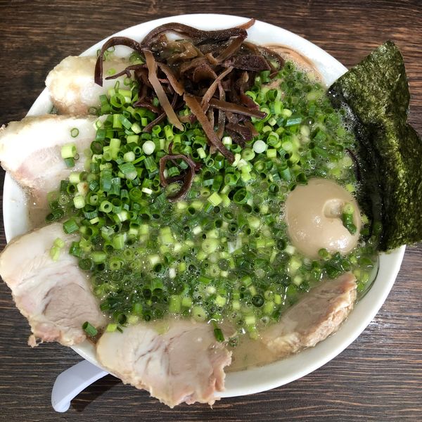 「ねぎちゃーしゅー＋辛そぼろ＋替玉x2」@博多長浜らーめん 楓神の写真