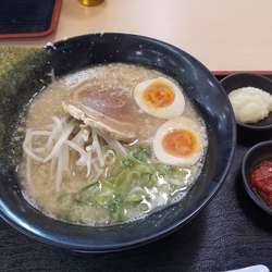 にんたま醤油ラーメン