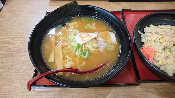 「中華麺」@8番らーめん 金沢駅店の写真
