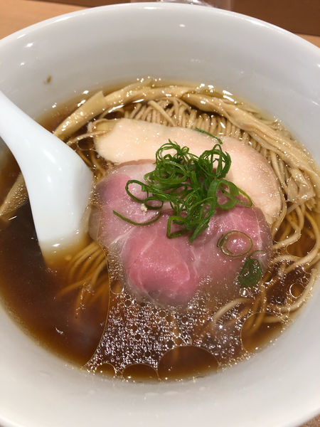 「醤油ラーメン　800円」@らぁ麺 はやし田 赤羽店の写真