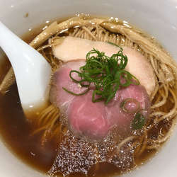 醤油ラーメン　800円