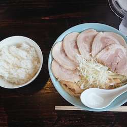 塩チャーシュー麺大盛¥1000+白飯¥130