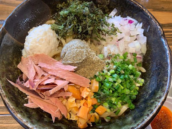 「大潮まぜそば」@麺屋はやぶさの写真