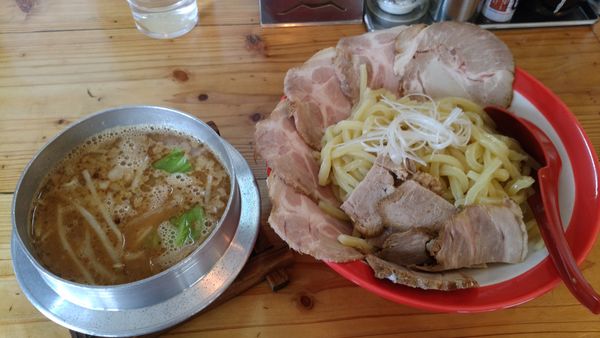 「海老味噌つけ麺中盛チャーシュー」@手打ち極太麺 ジョニーの味噌の写真
