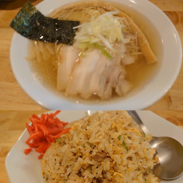 「ラーチャン（中華そば＋半チャーハン）」@中華そば うめ川の写真