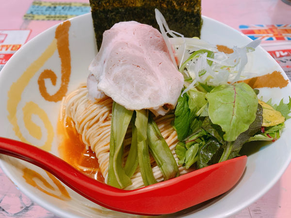 「凛々しいボタン海老×カルピスバターまぜソバ」@らーめん凛々の写真