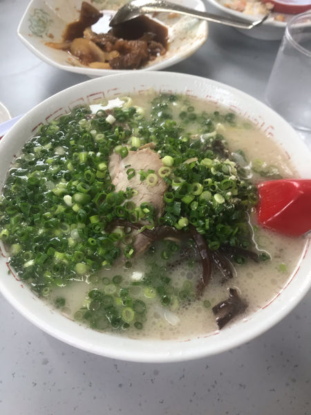 「ラーメン660円、ネギ110円」@九州ラーメン 友理 本店の写真