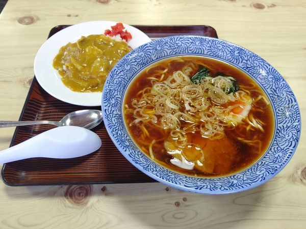 「ラーメン小カレーセット830円」@生そば 恵比寿屋の写真
