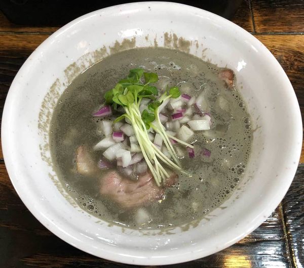 「濃厚煮干そば 850円」@麺や 空と大地の写真