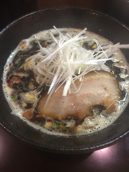 「にんにくらぁめん 850円」@らぁ麺家康 千城台店の写真