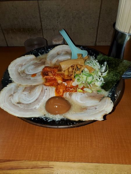 「トリプル(ミソ+チャーシュー+ホルモン)」@屋台ラーメンとんこつ貴生 稔台店の写真