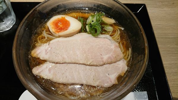 「冷やし煮干しそば 950円」@中華そば 無限の写真