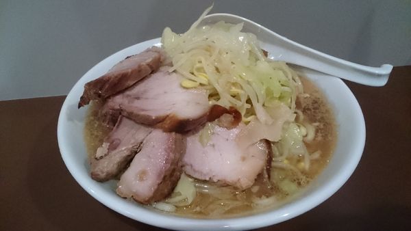 「離 醤油・SPF弓豚ウデ　￥１４９０」@麺屋のスたの写真