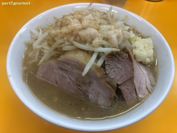 「ラーメン(少なめ) 「ニンニクアブラ」(650円)」@ラーメンエース 八王子店の写真