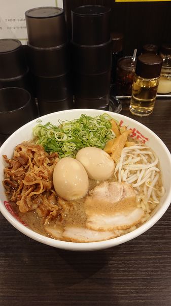 「肉玉そば大盛  味玉  ネギ」@徳島中華そば 徳福 大森町店の写真