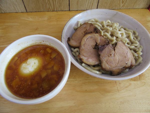 「味噌つけ麺（８００円）＋麺増し＋小ブタ」@勝神角ふじの写真