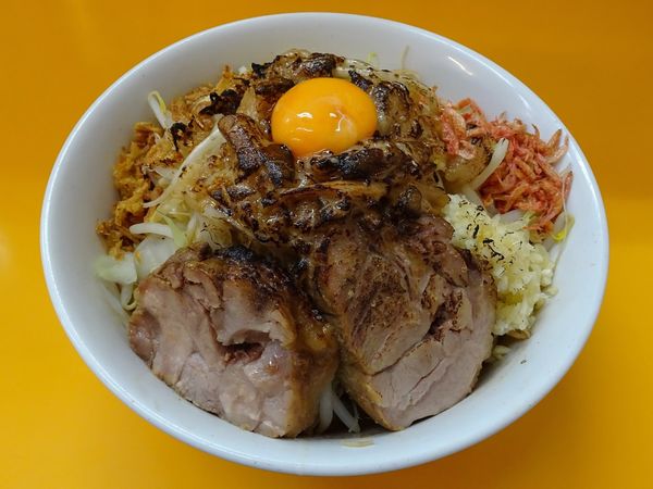 「ラーメン（650円）＋汁なし（100円）＋エビ（50円）」@ラーメンエース 八王子店の写真