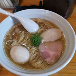 白醤油ラーメン