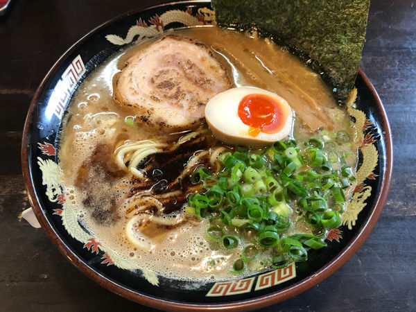 「豚骨香味らーめん　740円」@ふぅふぅ亭の写真