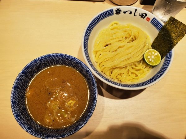 「つけ麺」@つじ田 渋谷フクラス店の写真