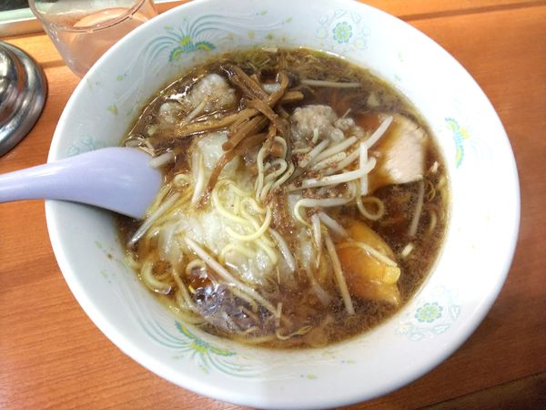 「ワンタン麺　850円」@丸福 荻窪店の写真
