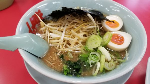 「味噌ネギラーメン　味玉トッピング」@山岡家 松本店の写真