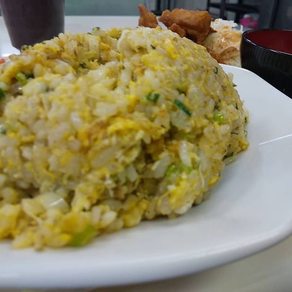 「#唐揚げチャーハン #700円」@波止場食堂 出田町店の写真