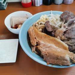 ラーメン＋ピリ油＋たまねぎ