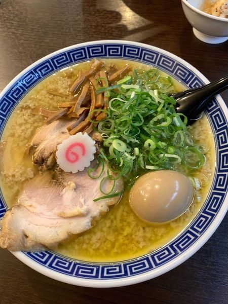 「味玉醤油ラーメン」@拉麺アイオイの写真