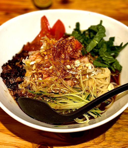 「夏麺 第3弾 よだれ鶏の冷やし麺 ¥850」@麺場 浜虎 横浜店の写真