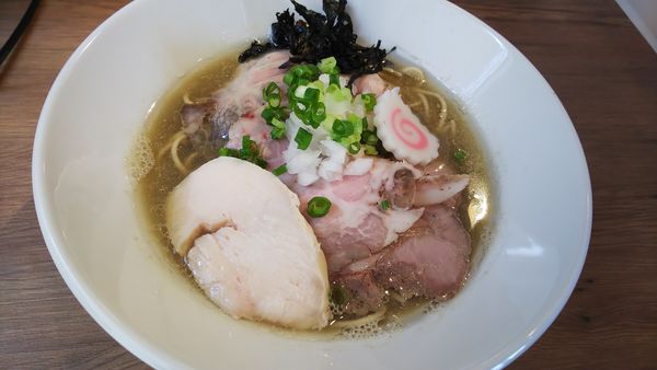「蟹煮干し」@煮干拉麺 小烏丸 問屋町店の写真