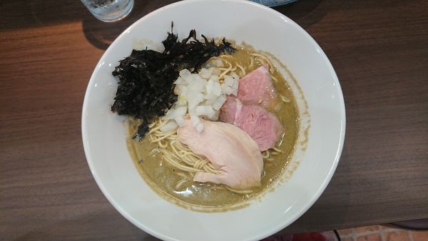 「限定濃縮いか煮干ソバ+和え玉」@Noodle&Spice curry 今日の1番の写真