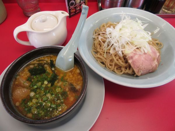 「限定　海老薫る濃厚あさり醤油つけ麺（９５０円）」@ラーメン山岡家 牛久店の写真