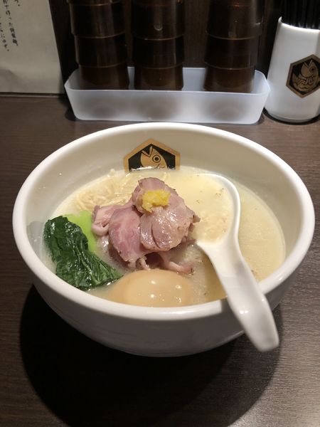「真鯛ラーメン」@真鯛らーめん 麺魚 神保町店の写真