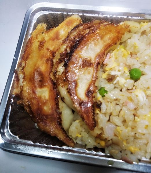 「餃子＆炒飯弁当　600円」@昇龍の写真