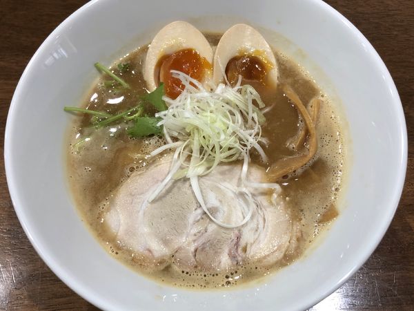「とりとん醤油」@ラーメンスタンド MEN BOXの写真