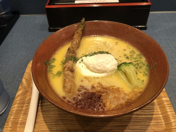 「鶏白湯」@麺巧 潮の写真