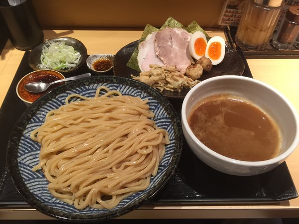 「特製つけ麺＋自家製クリームブリュレ」@つけ麺 道の写真