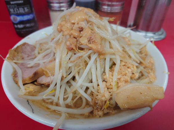 「小ラーメン750円(ヤサイ、ショウガ、アブラ)」@ラーメン二郎 大宮公園駅前店の写真