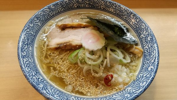 「粟国の塩そば800円」@中華そば 多賀野の写真