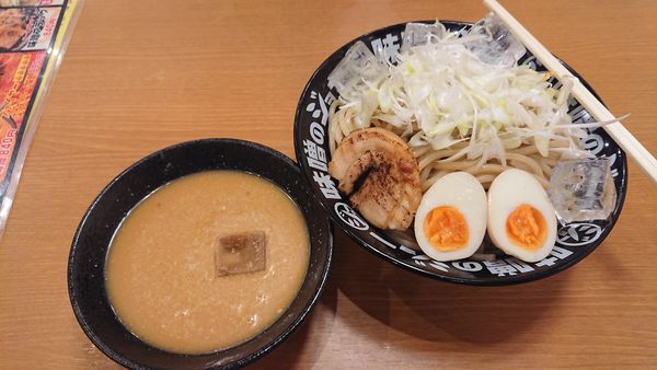 「COOL味噌つけ麺840円+特盛200円」@味噌のジョー 牛久店の写真
