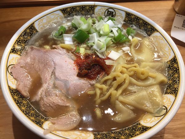 「焼きあご薫るラーメン¥810」@ラーメン凪 福岡空港店の写真