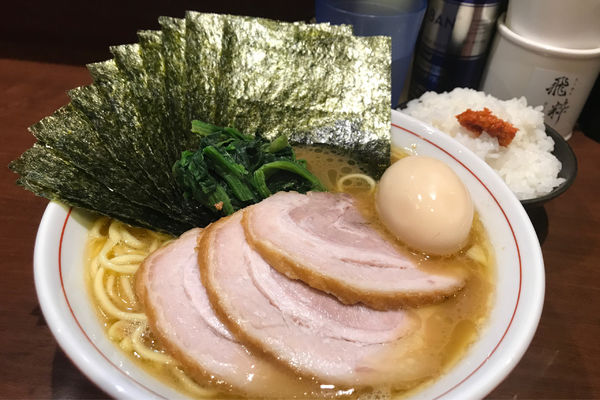 「特製ラーメン」@らーめん飛粋の写真