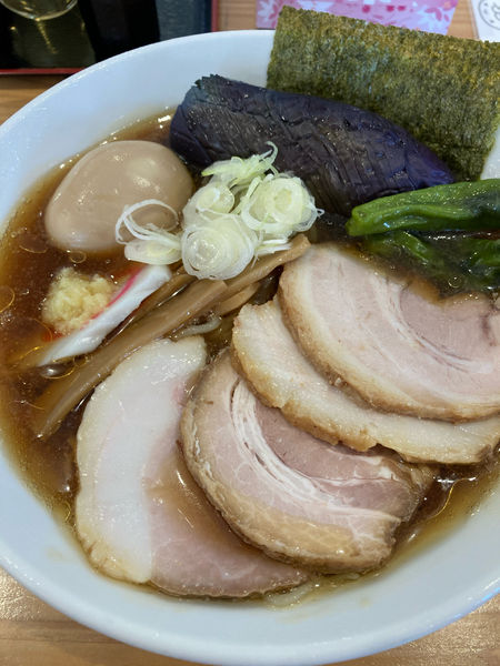 「揚げなすの冷やしラーメン」@麺処いろ葉の写真