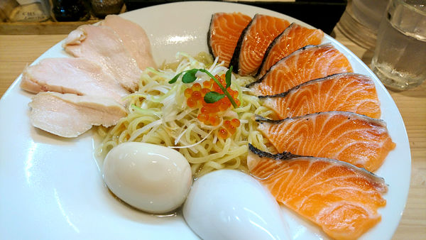 「【夜】4周年限定：鮭出汁冷やしラーメン 「鮭っ子」」@濃厚鶏出汁拉麺 吉法師 KIPPOSHIの写真